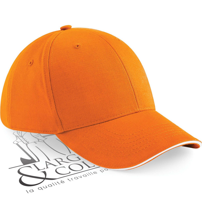 Casquette boucle métallique