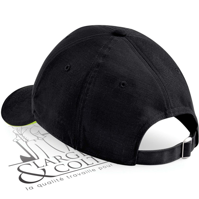 Casquette boucle métallique