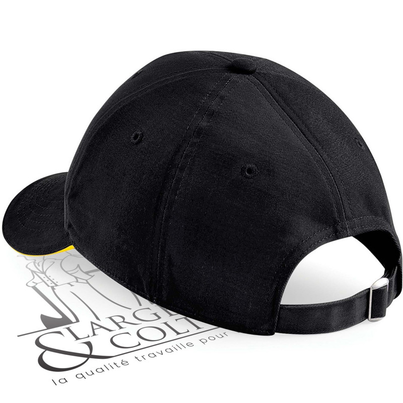 Casquette boucle métallique