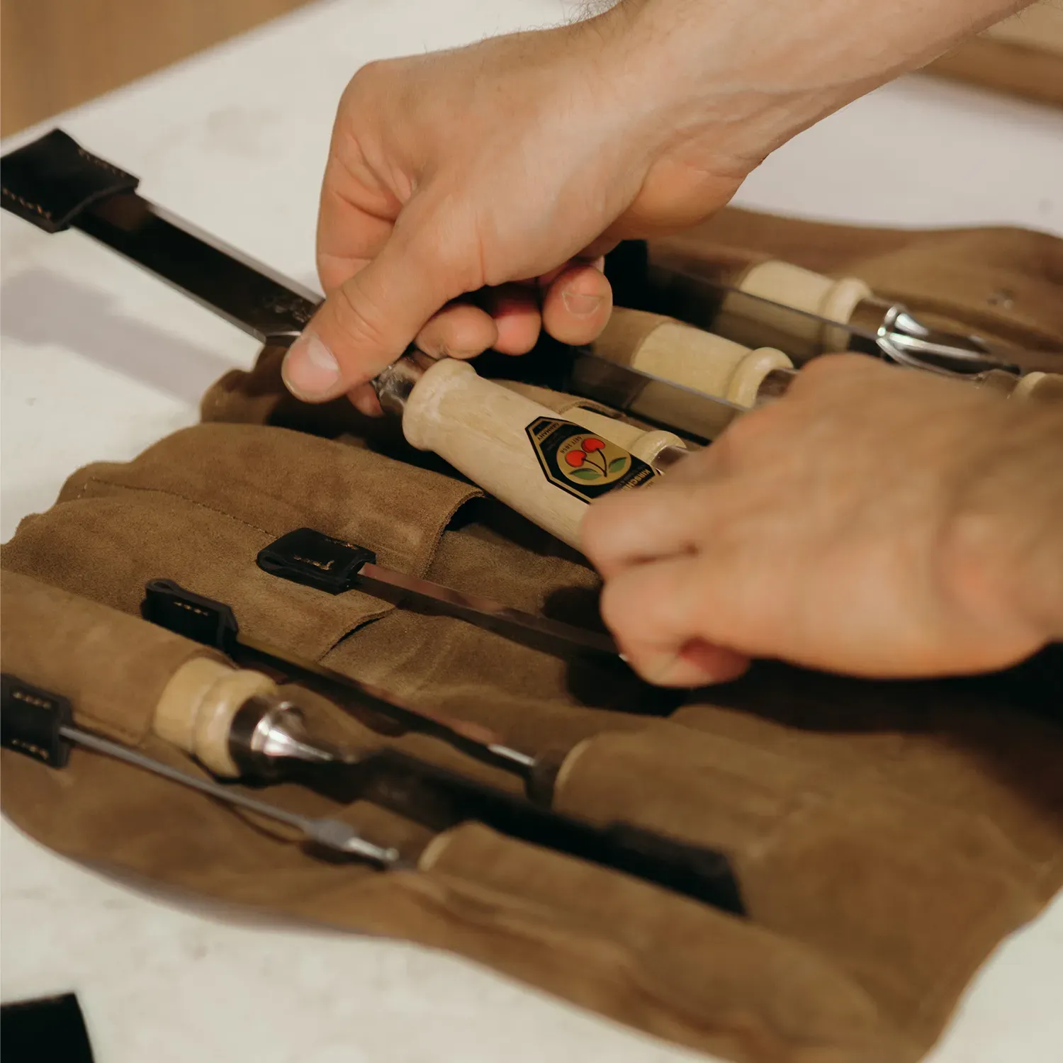 Set de 12 ciseaux à bois de menuisier Kirschen avec trousse en cuir