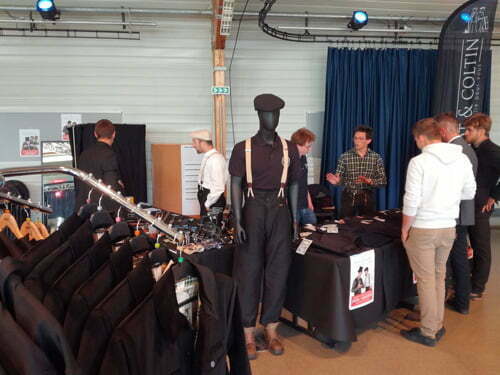 04---stand 04---stand