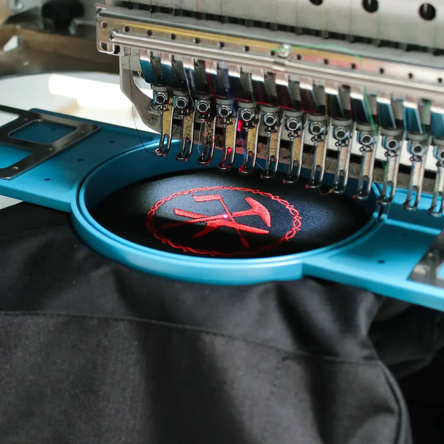 Atelier de broderie Angers (49) - Largeot & Coltin