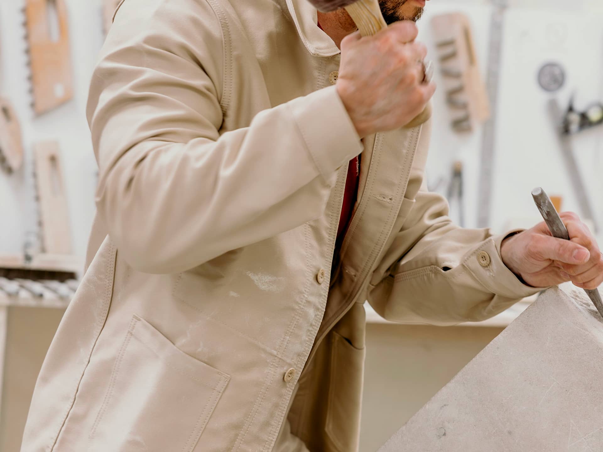 Tailleur de pierre qui porte une veste le laboureur en moleskine écrue