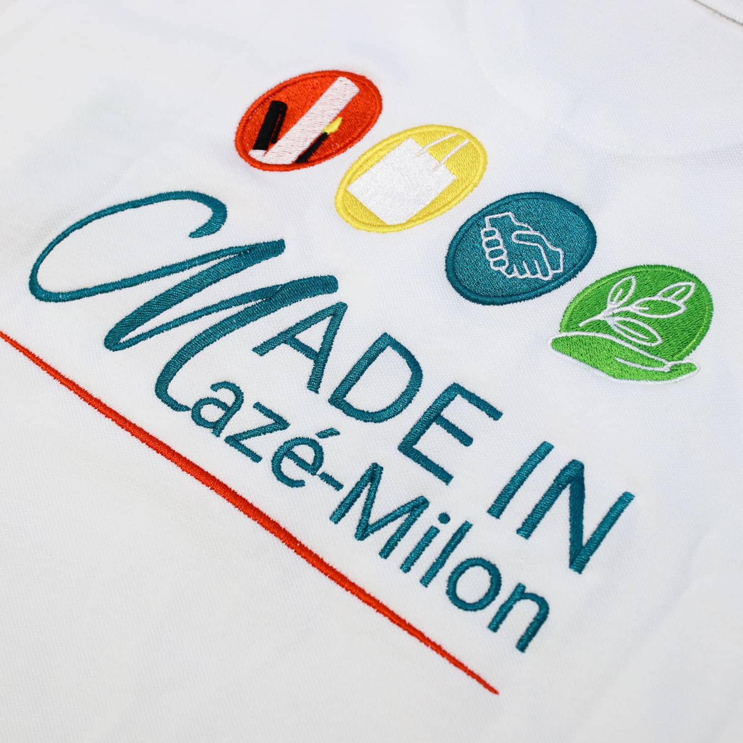 Broderie de logo complexe et coloré petite dimension pour Made in Mazé-Milon