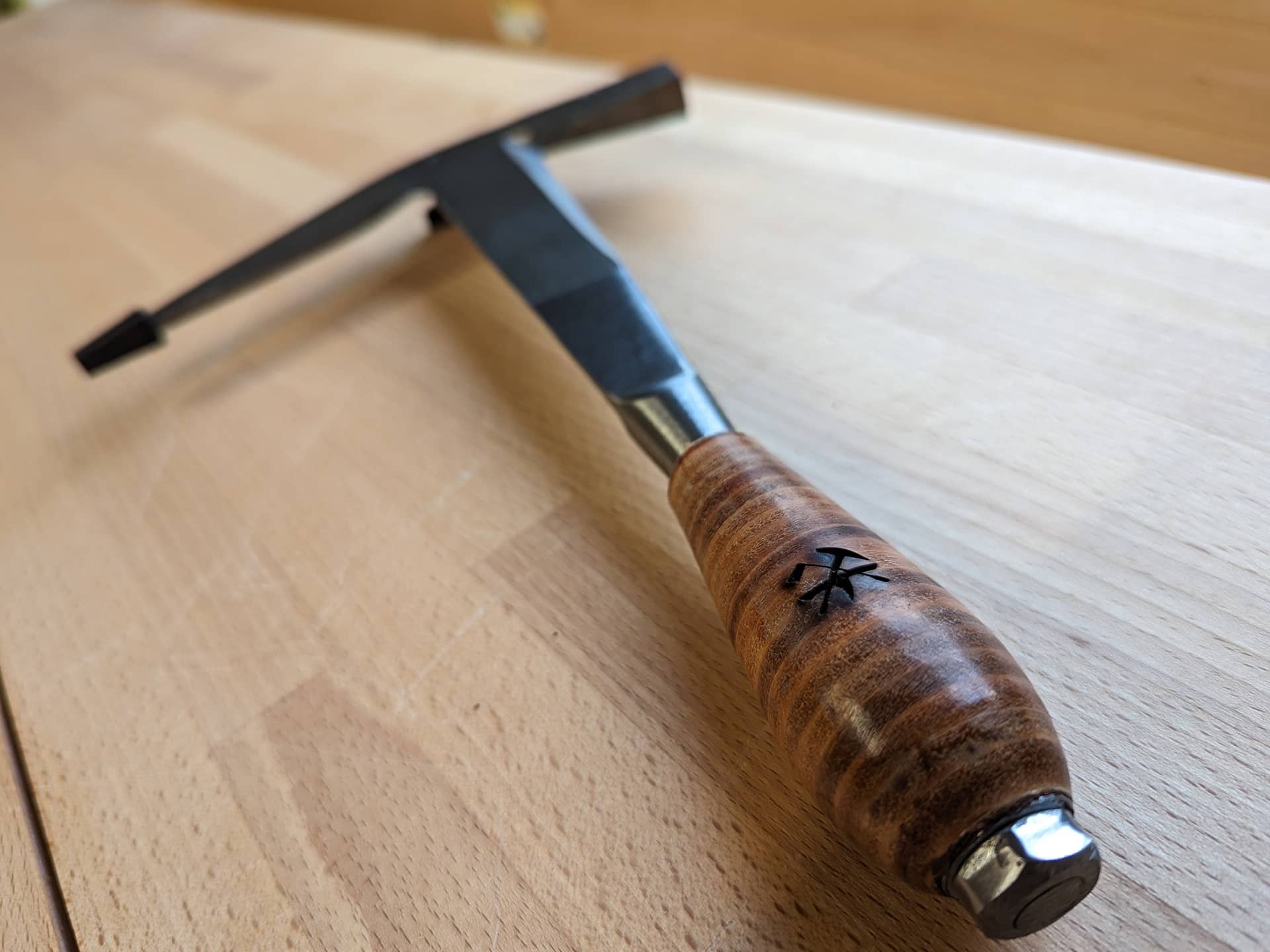 marteau de couvreur personnalisé avec une gravure laser