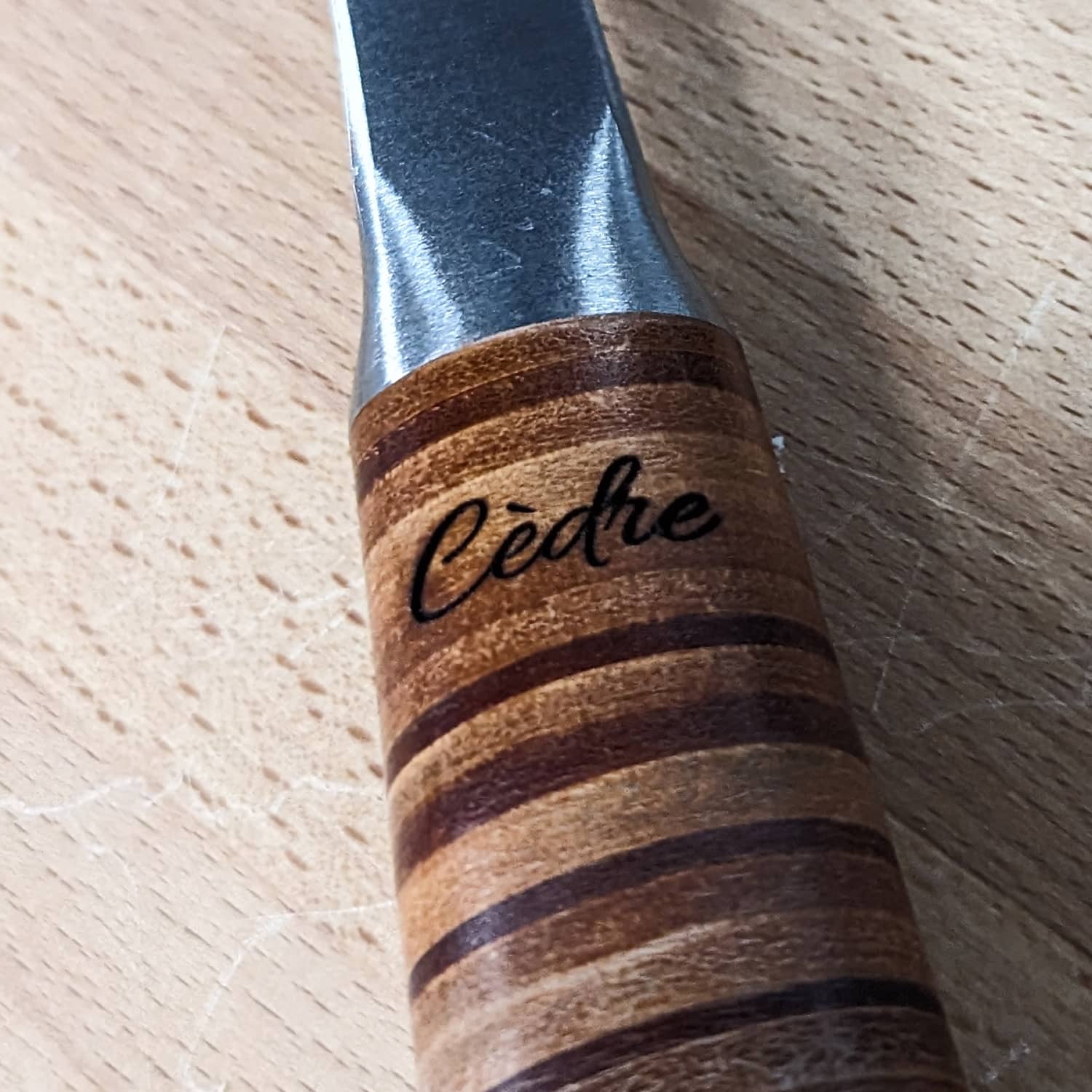 Gravure sur hache 5 par Largeot & Coltin