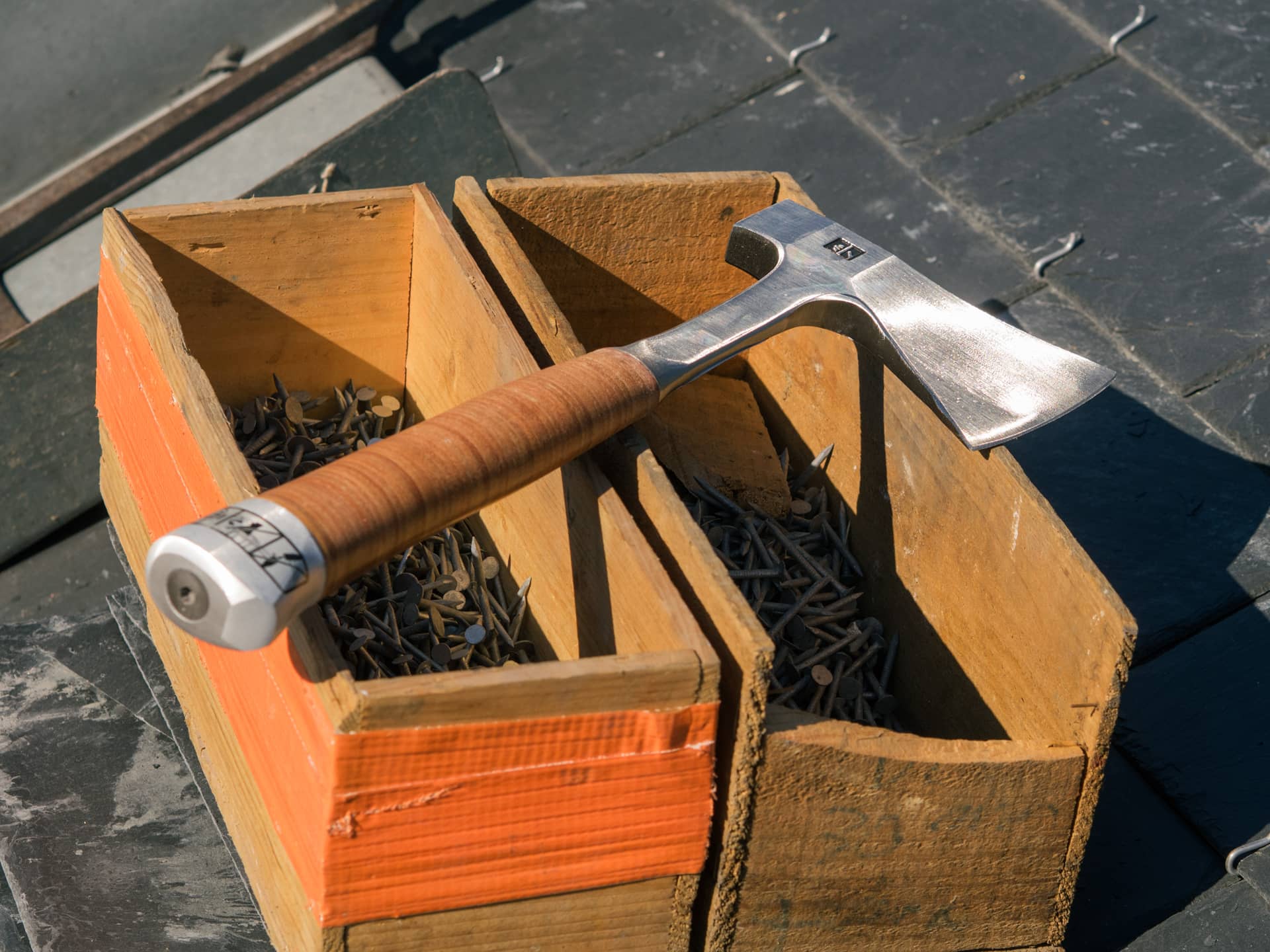 Hacette de couvreur haut de gamme de la marque Halder